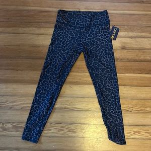 Becco women’s cheetah print leggings NWT